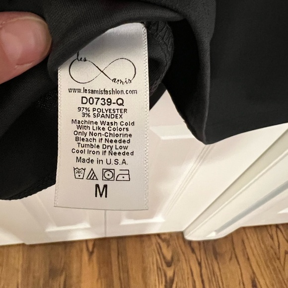 Flutter Sleeve Dress - Navy - Picture 8 of 9